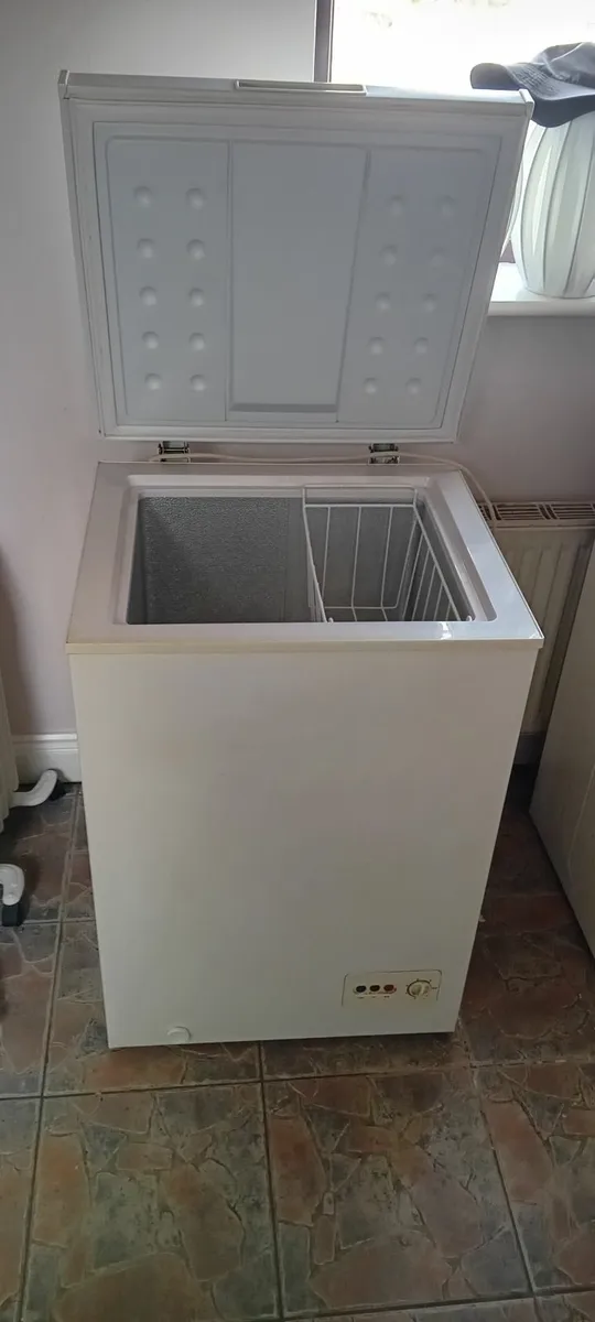 Fridge freezer. - Image 4