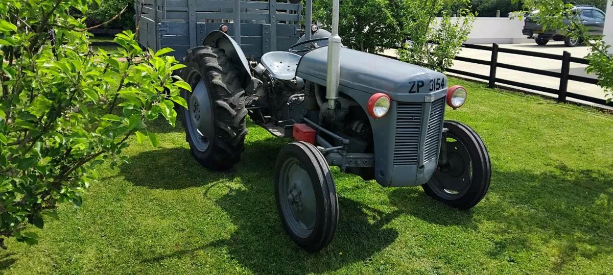 T20 diesel tractor - Image 3