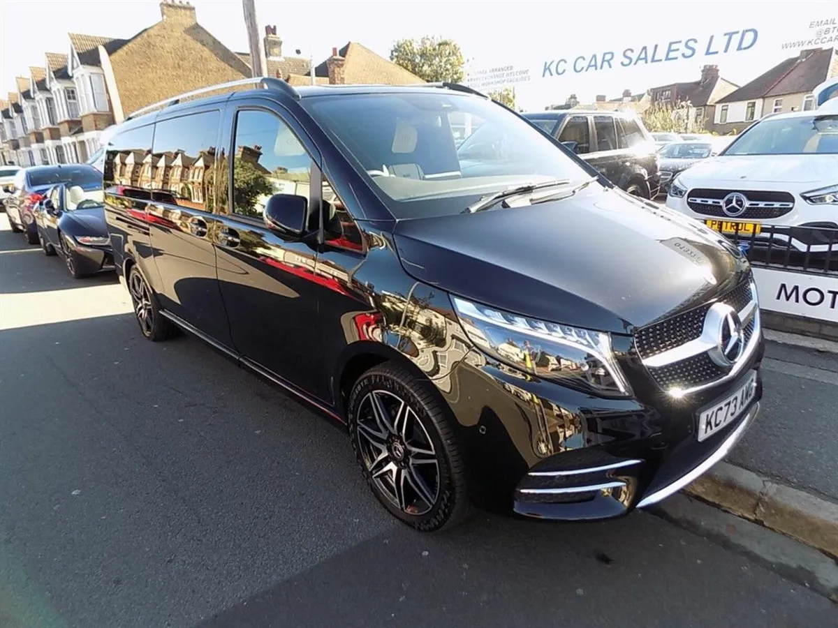 Mercedes-Benz V-Class 2023 - Image 1