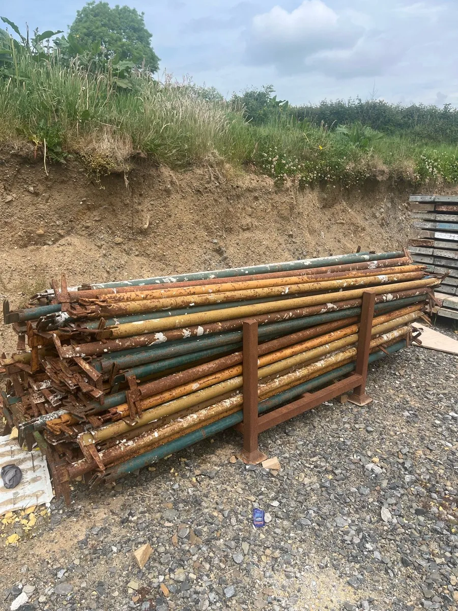 Scaffolding ⚒️excellent condition 3000 sq ft - Image 4