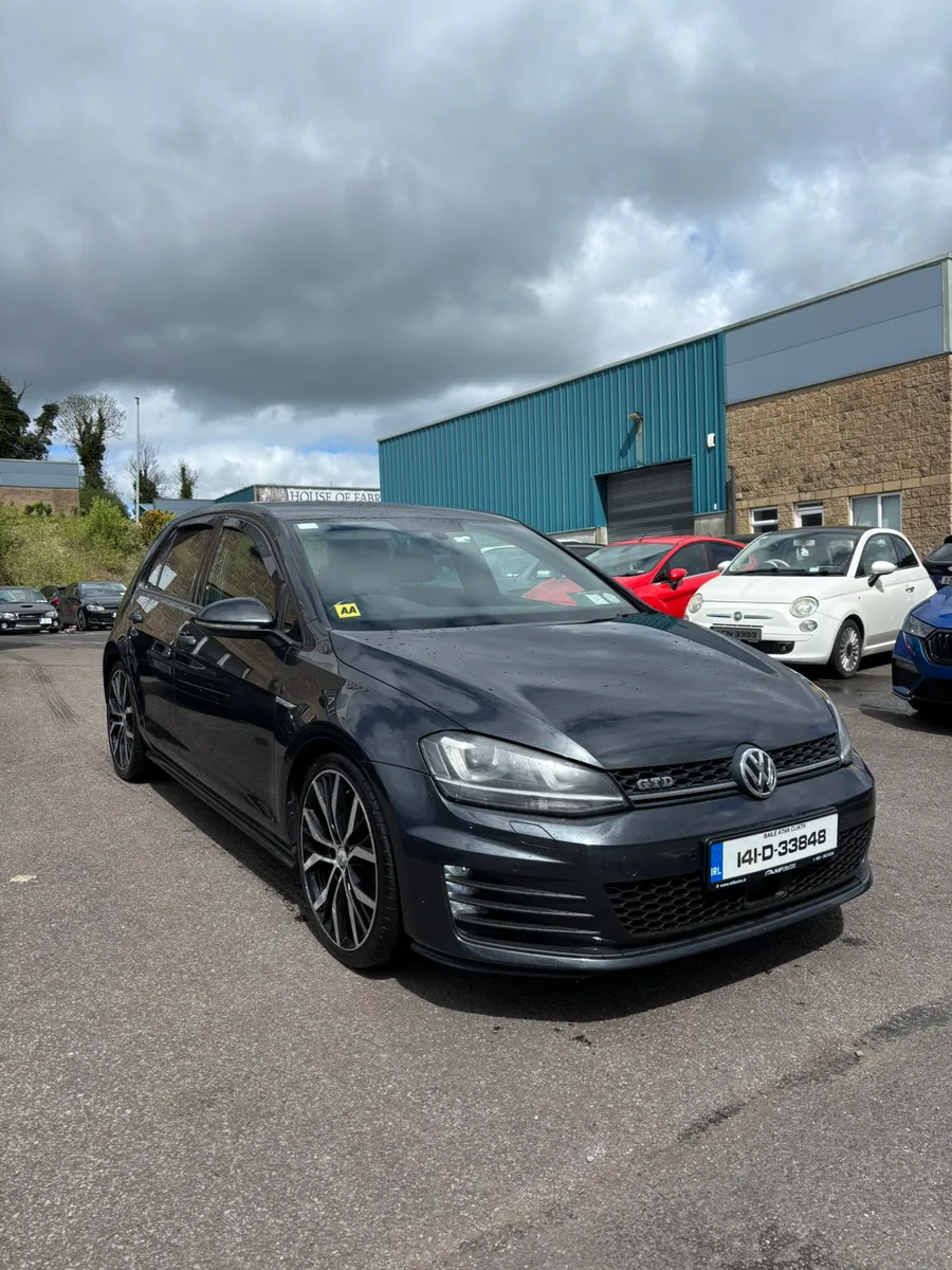 VOLKSWAGEN GOLF GTD 2014 - Image 2