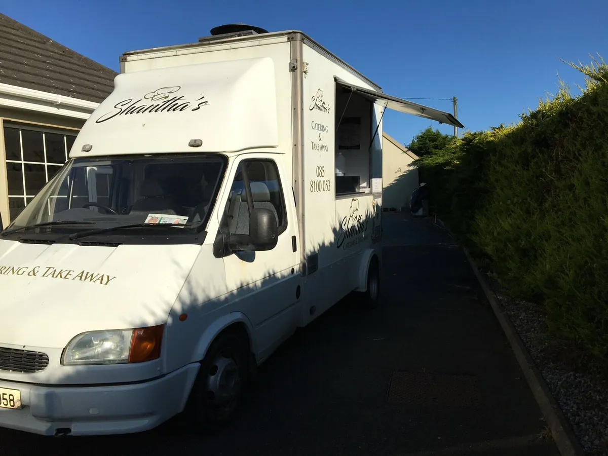 Mobile catering van - Image 1