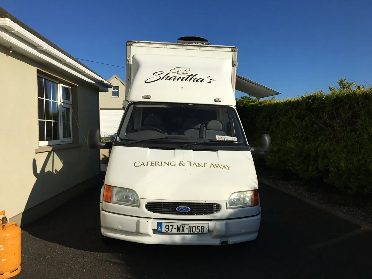 Mobile catering van - Image 2