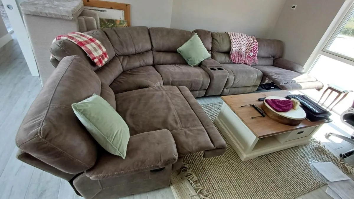 Reclining couch set - Image 2