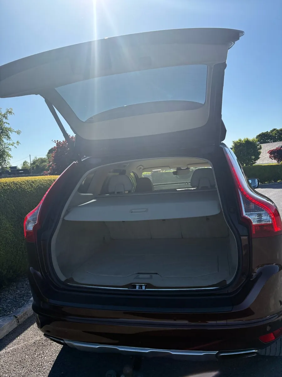 Volvo xc60 - Image 4