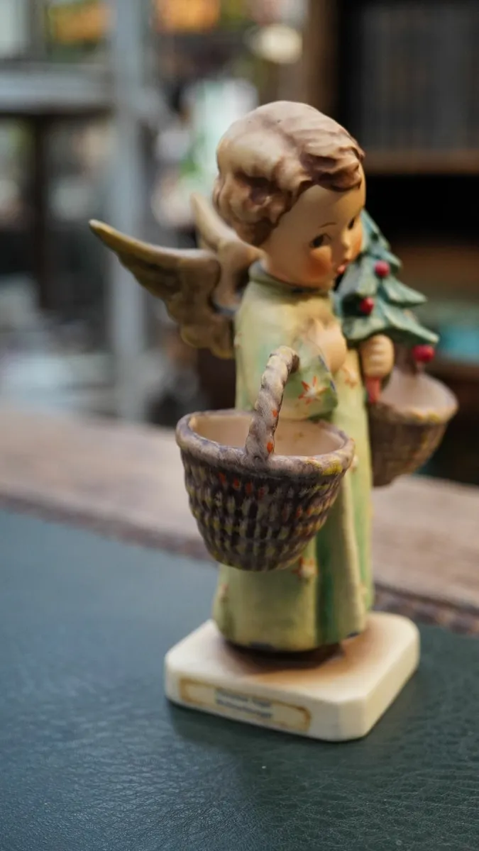 Goebel Hummel Figurine - Christmas Angel - Image 3