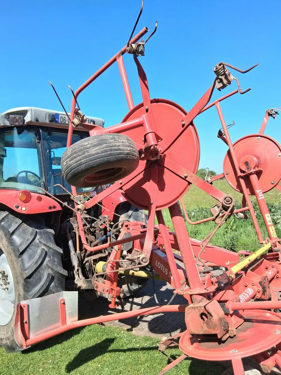 Lely Lotus 520 4 Rotor Tedder - Image 3