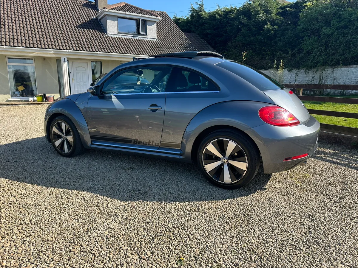 VW Beetle 2.0 TDI 2016 Lovely Car - Image 4