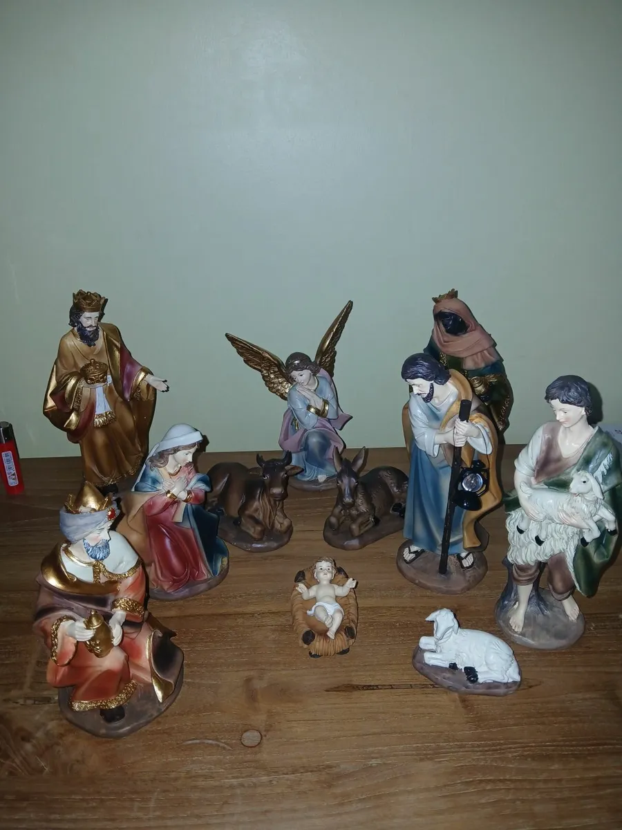 Nativity set