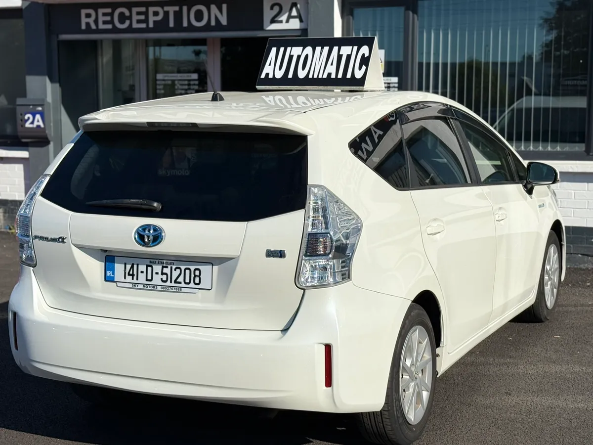 2014 Toyota Prius Plus/alpha1.8 Hybrid auto 7Seate - Image 4