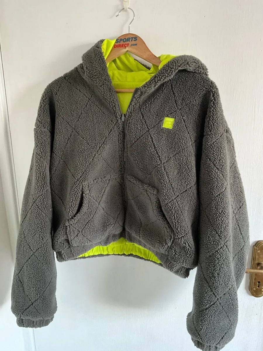 Lady’s Cropped Teddy Bear Jacket - Image 2
