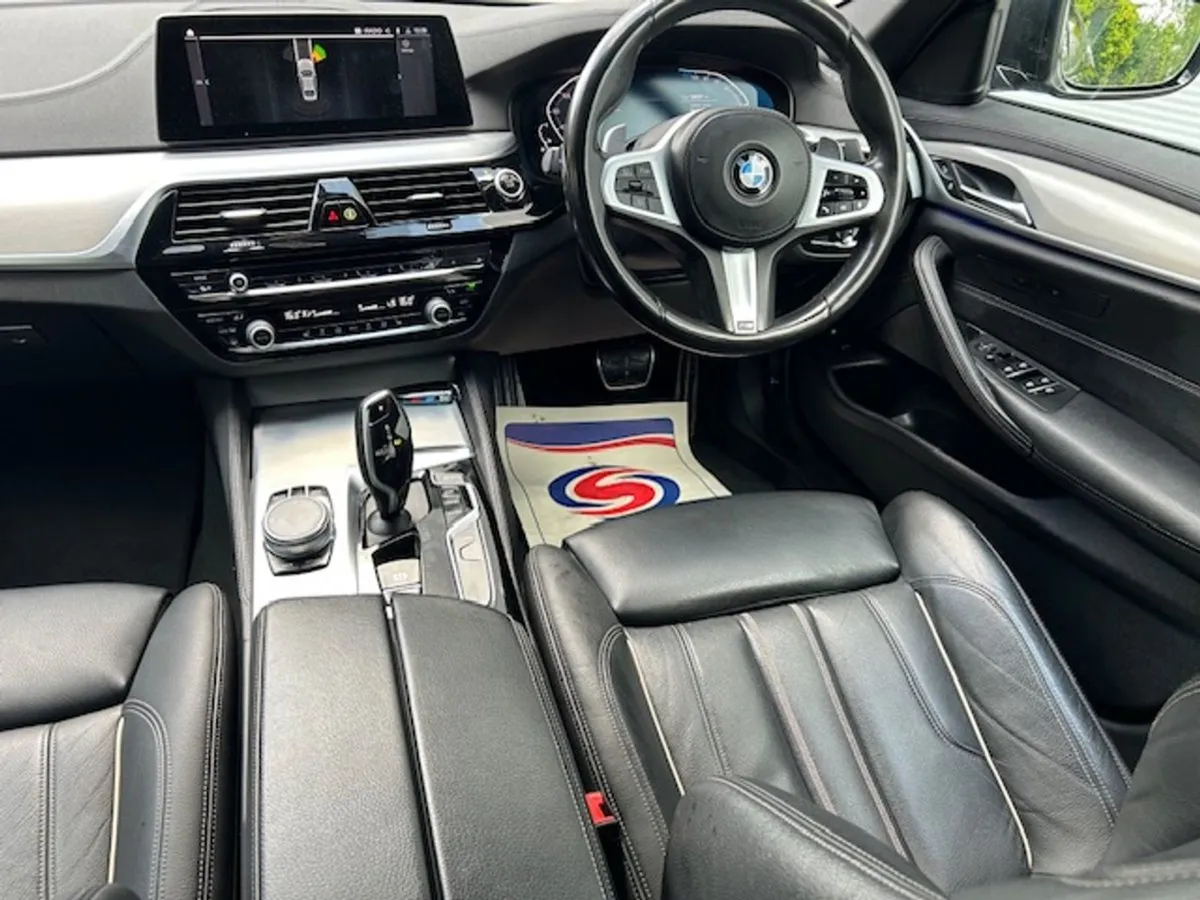BMW 5 Series 530e M Sport Black Edition Auto 8sp - Image 4