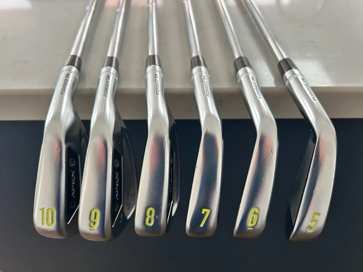 Callaway Apex CB forged irons (2024) 5-PW - Image 1