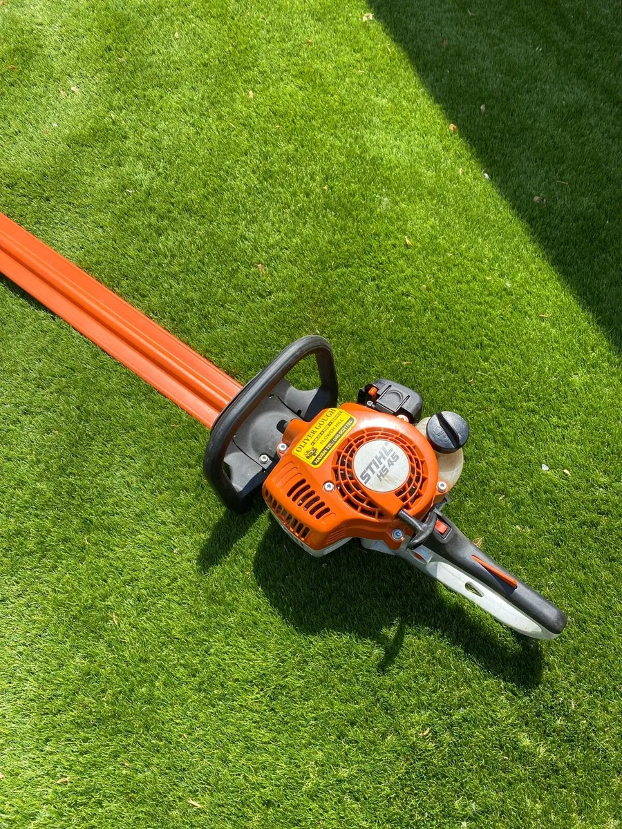 Stihl petrol hedge cutter - Image 1