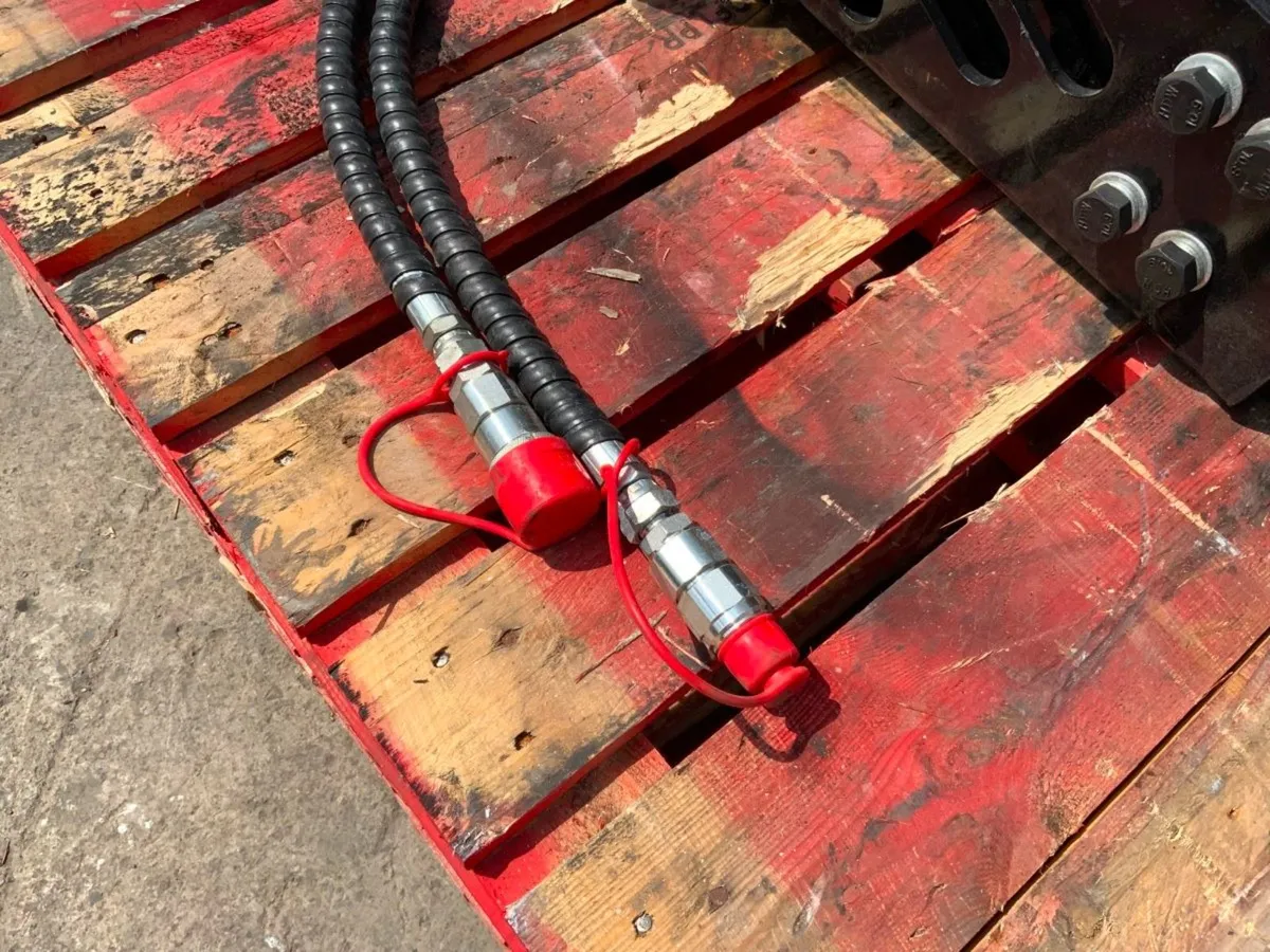 UNUSED MINI SKID STEER BREAKER / HAMMER...318w. - Image 4