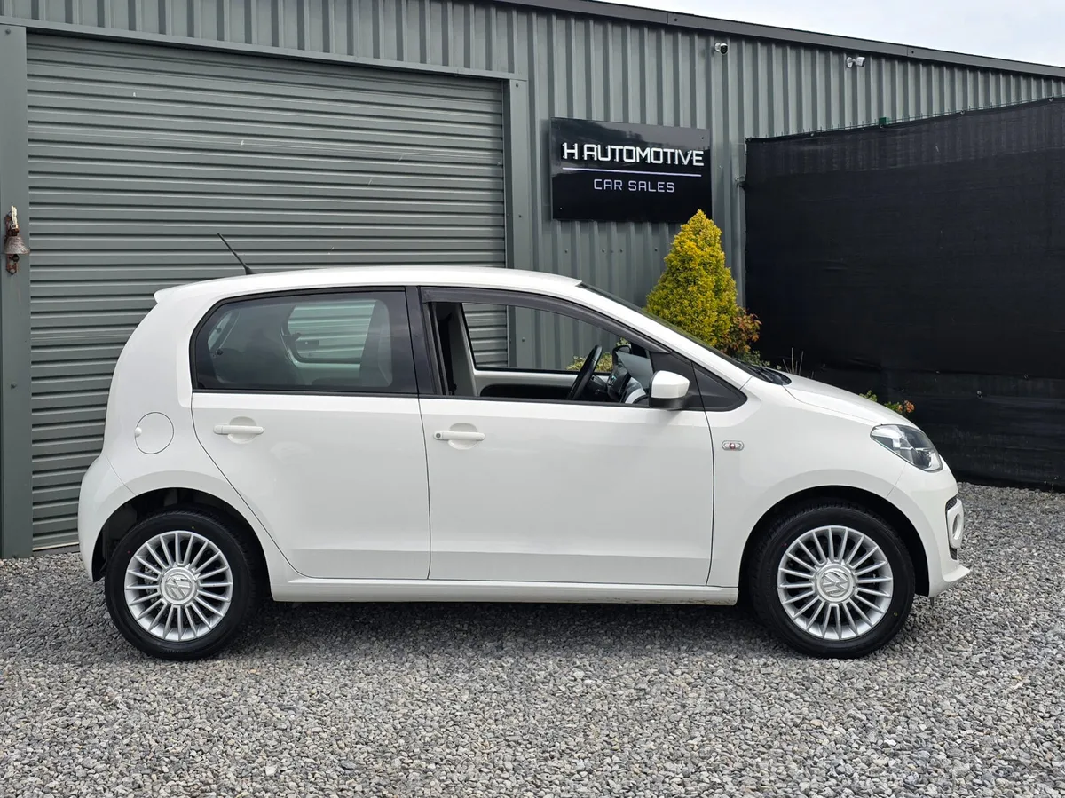 2014 VOLKSWAGEN UP! HIGH UP EDITION - Image 4