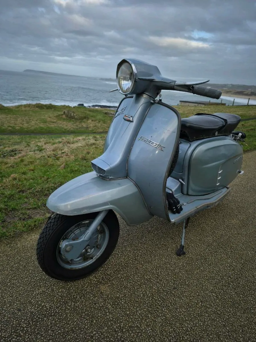 Lambretta scooter - Image 1