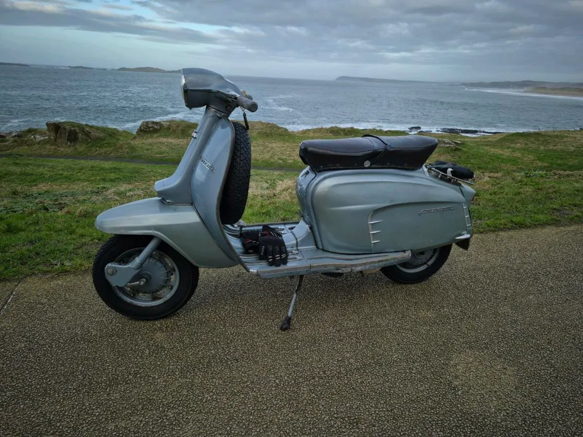 Lambretta scooter - Image 2