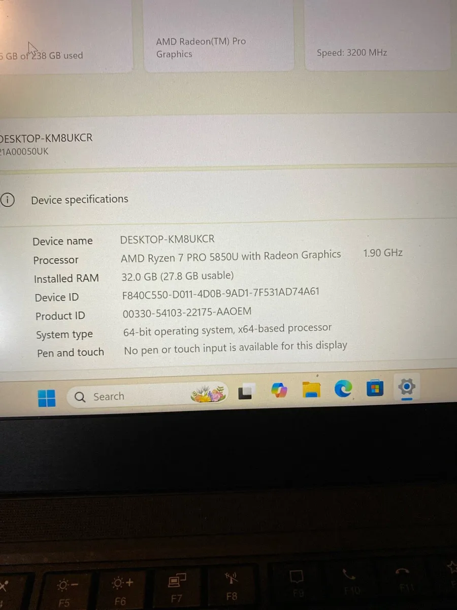 Lenovo P14s Ryzen 7 pro 32gb ram - Image 4