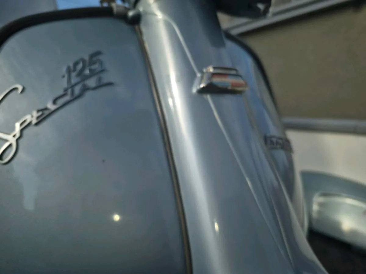 Lambretta scooter - Image 3