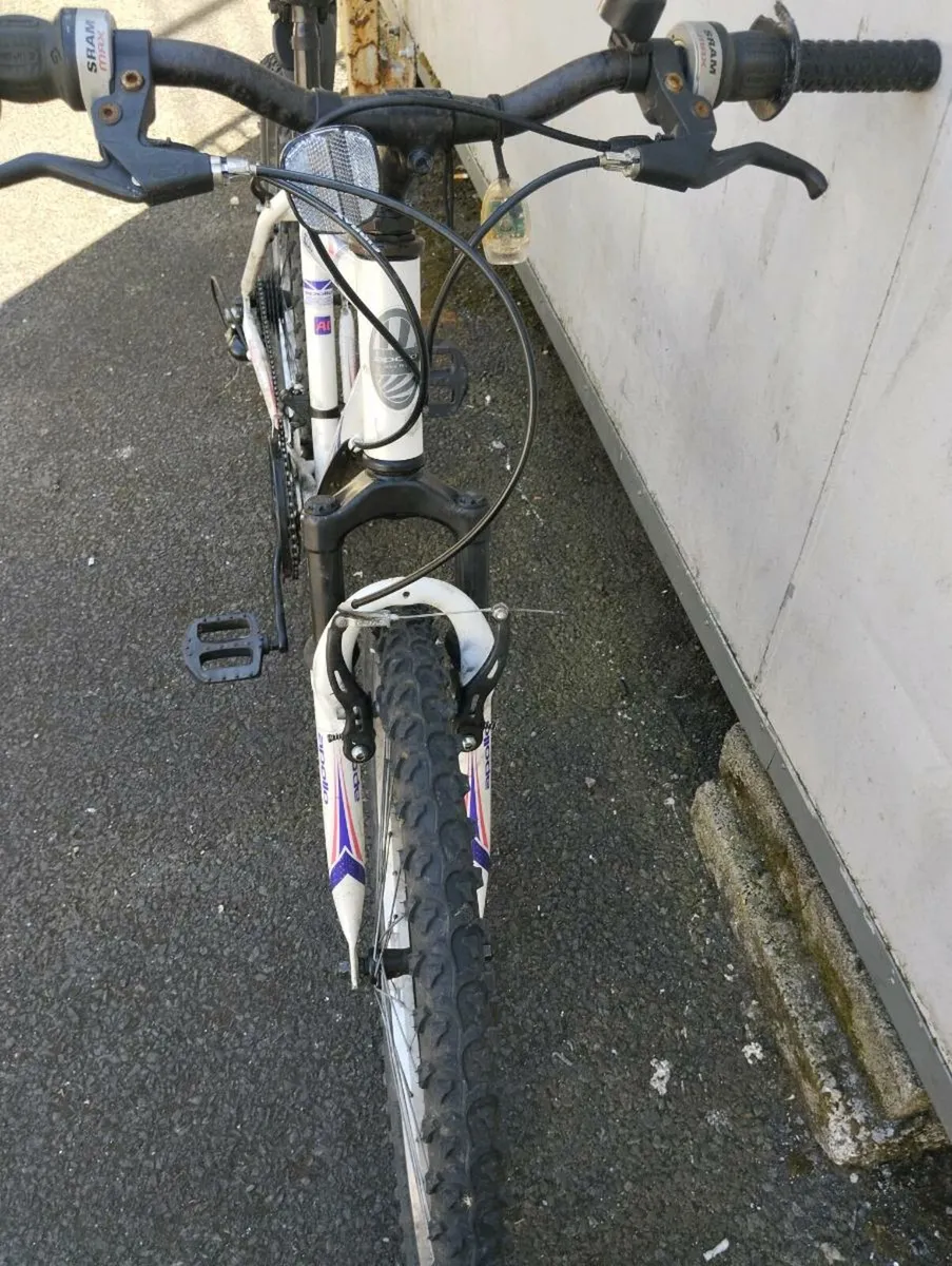 Ladies 26inch bike - Image 4