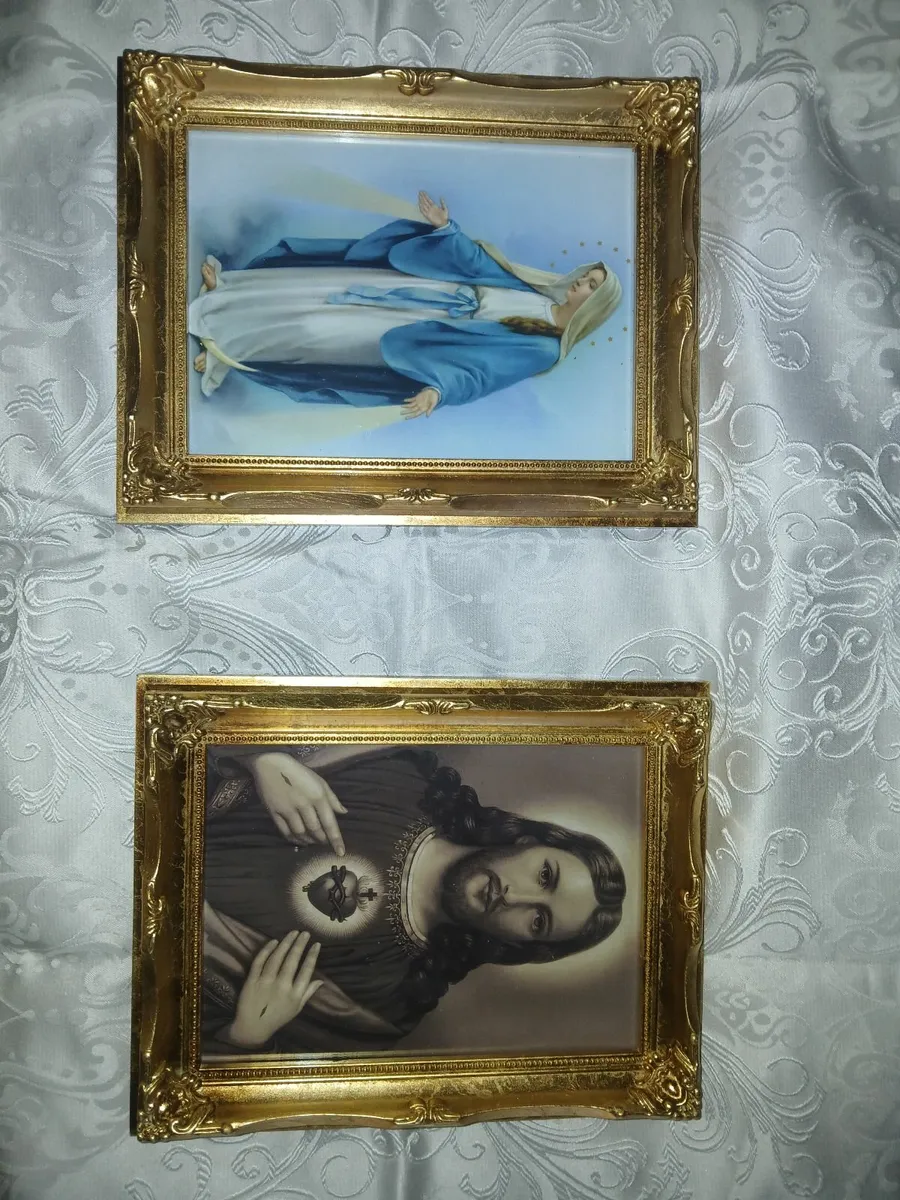 Holy pictures - Image 1