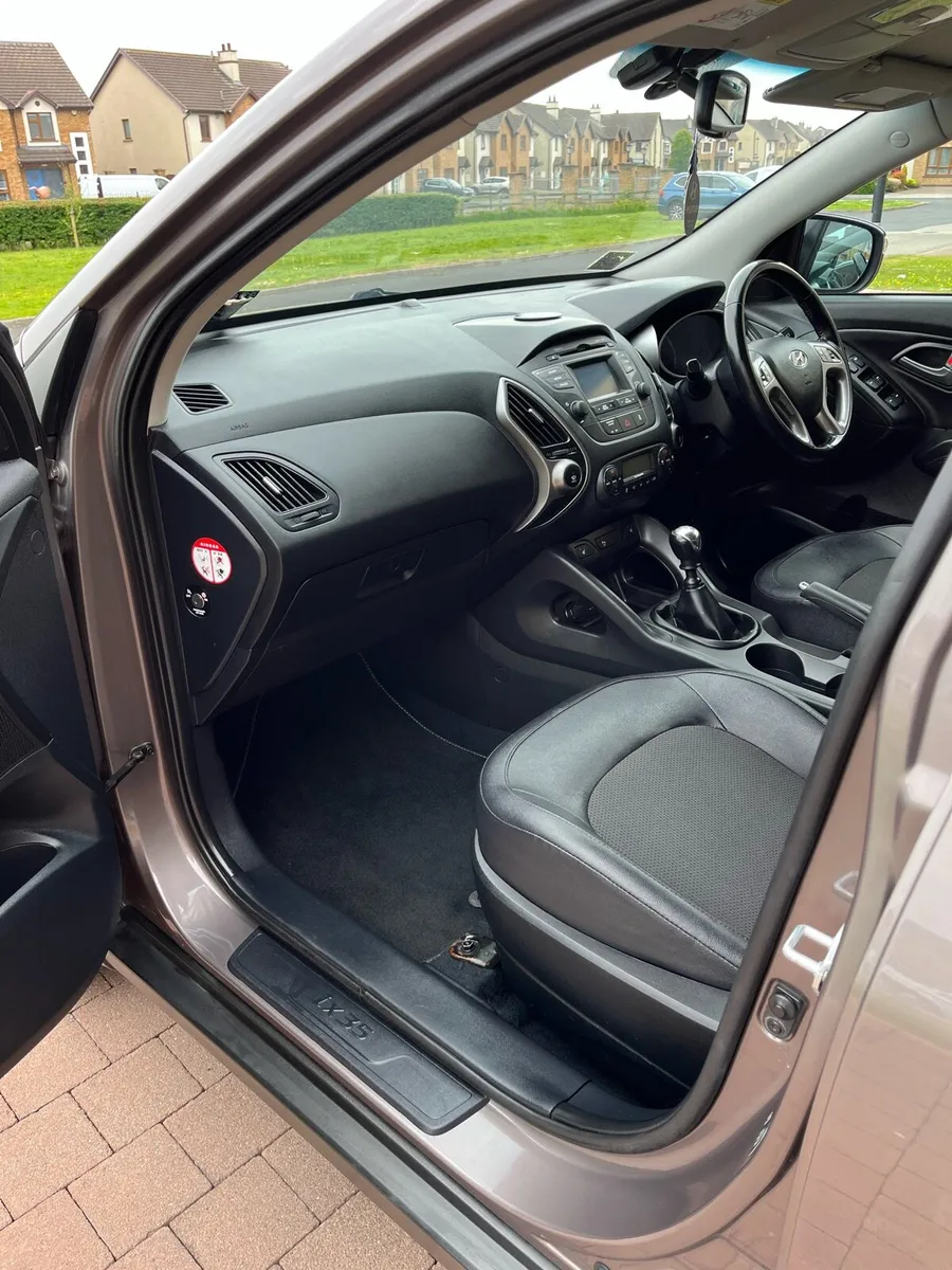 Hyundai ix35 for sale - Image 3