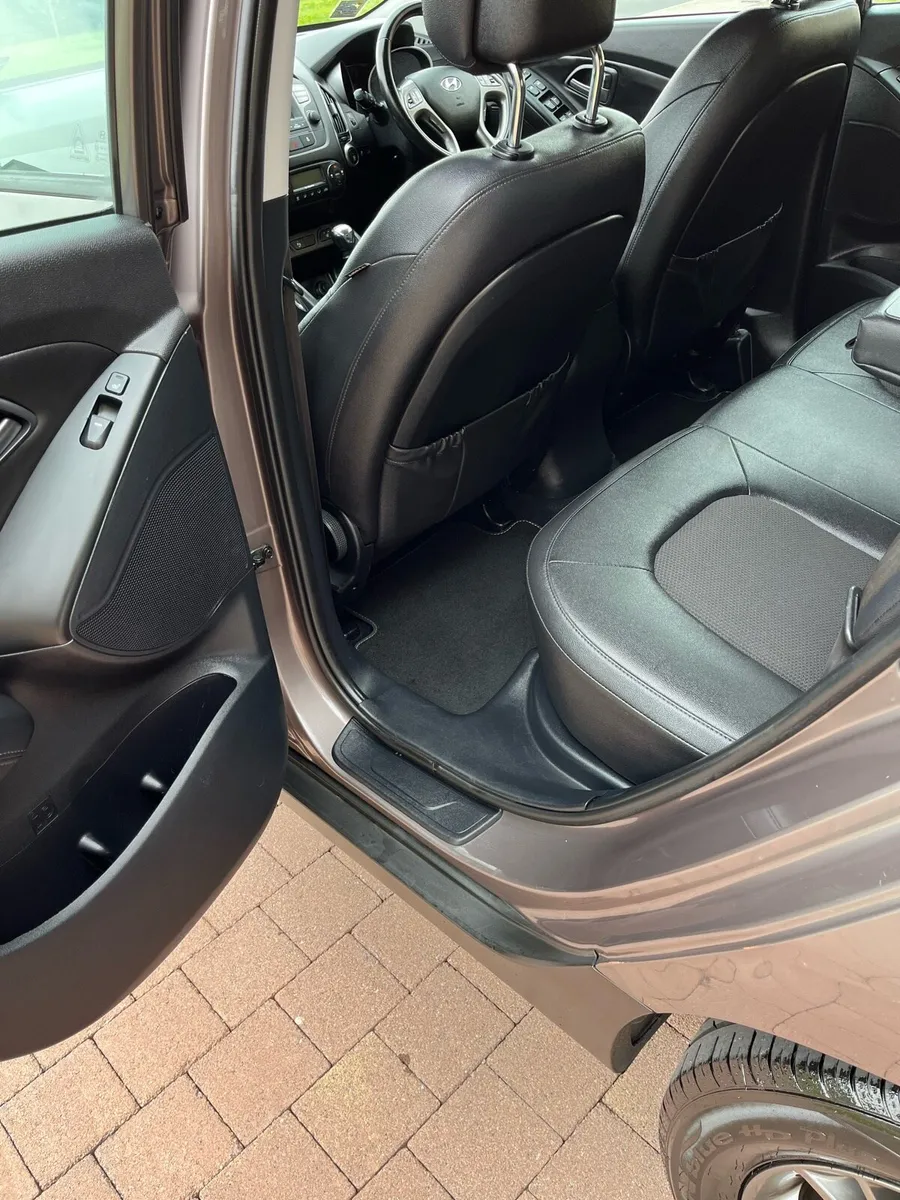 Hyundai ix35 for sale - Image 4