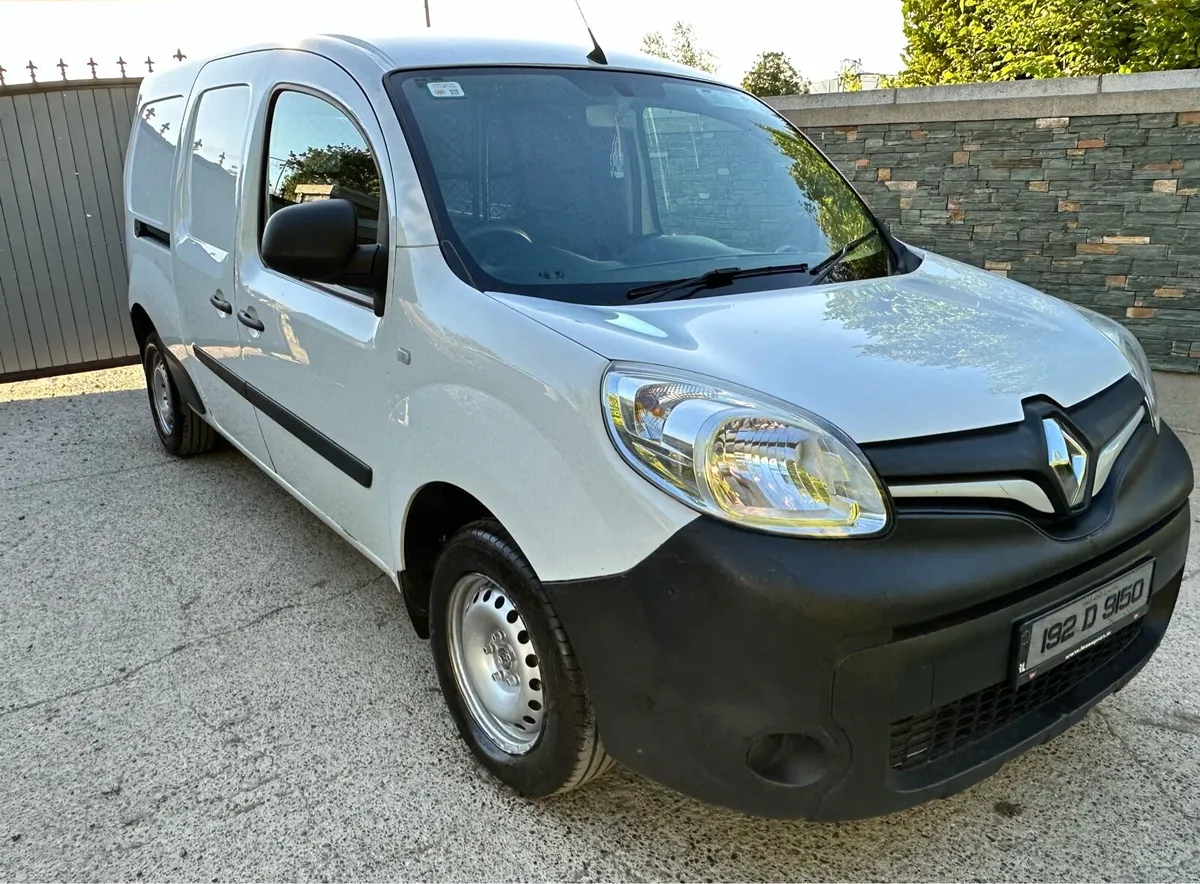 2019 (192) Renault kangoo lwb low kms - Image 1
