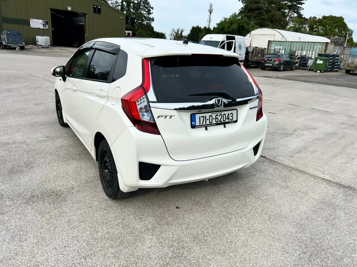 Honda fit hybrid 2017 Fresh nct till 2027 - Image 2