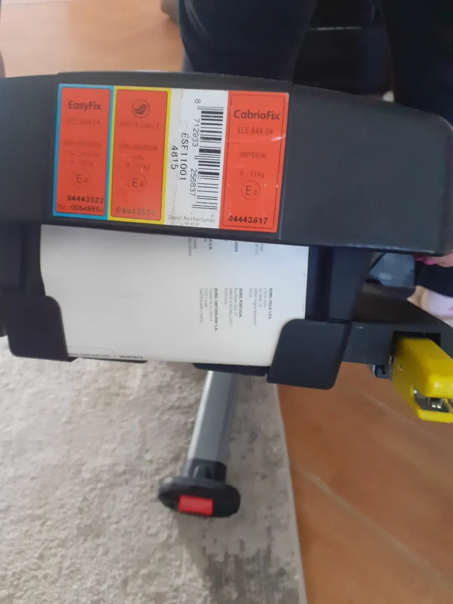 Car seat Base - Image 4