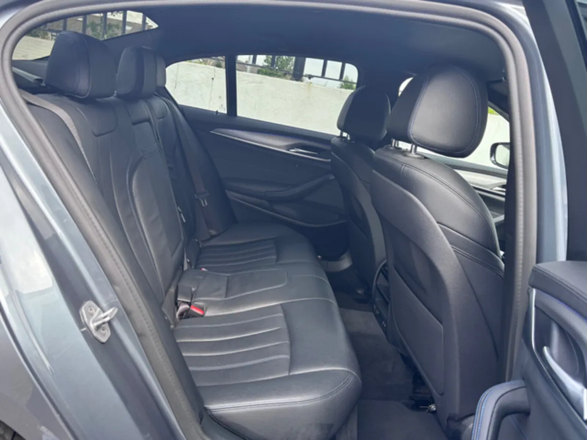 2020 BMW 530e M SPORT AUTO HYBRID - Image 4