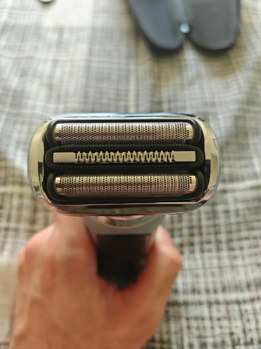 Braun Series 7 Electric Shaver - Image 4