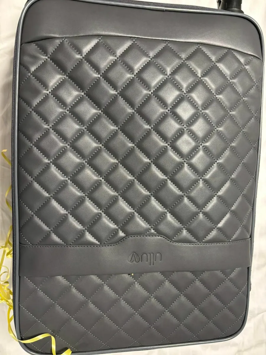 Luggage - Image 3