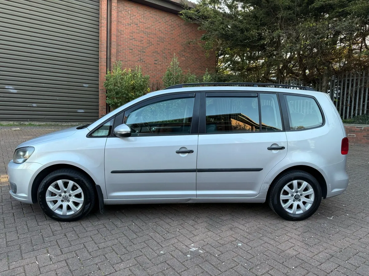 Volkswagen Touran 1.6Tdi 7 seater - Image 3