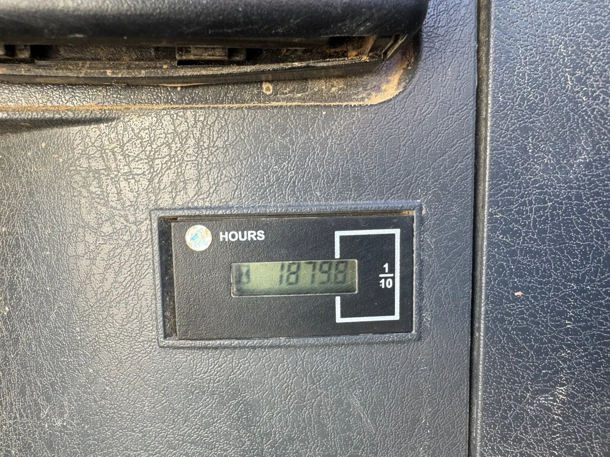 Hyundai Robox 60CR-9A - Image 4