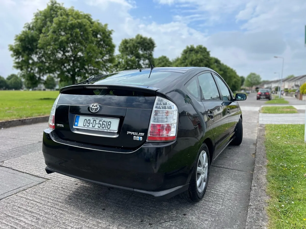 Toyota Prius( new NCT) - Image 2