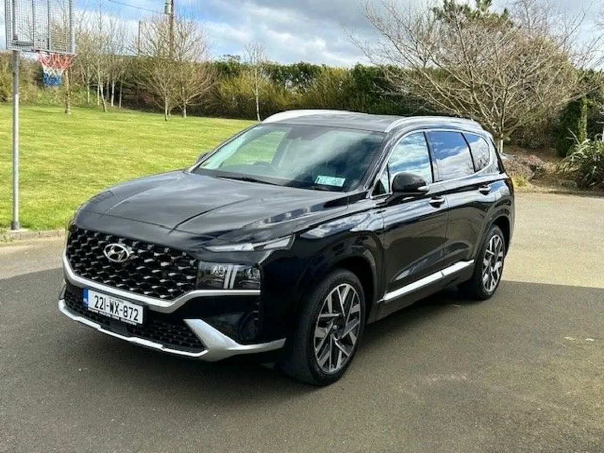 Hyundai Santa Fe 2022 - Image 1