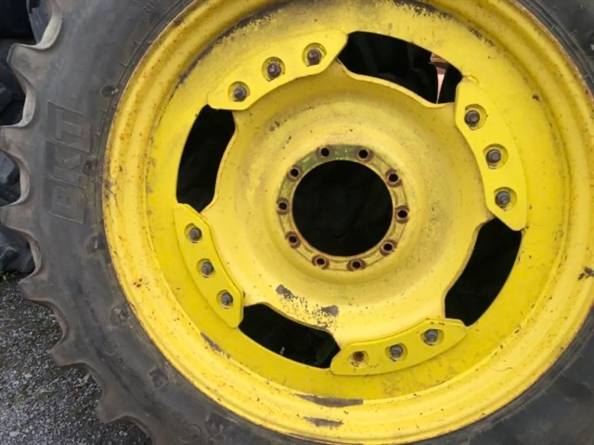 Full Set JD Row Crops - 420/80R46 & 380/85R30 - Image 4