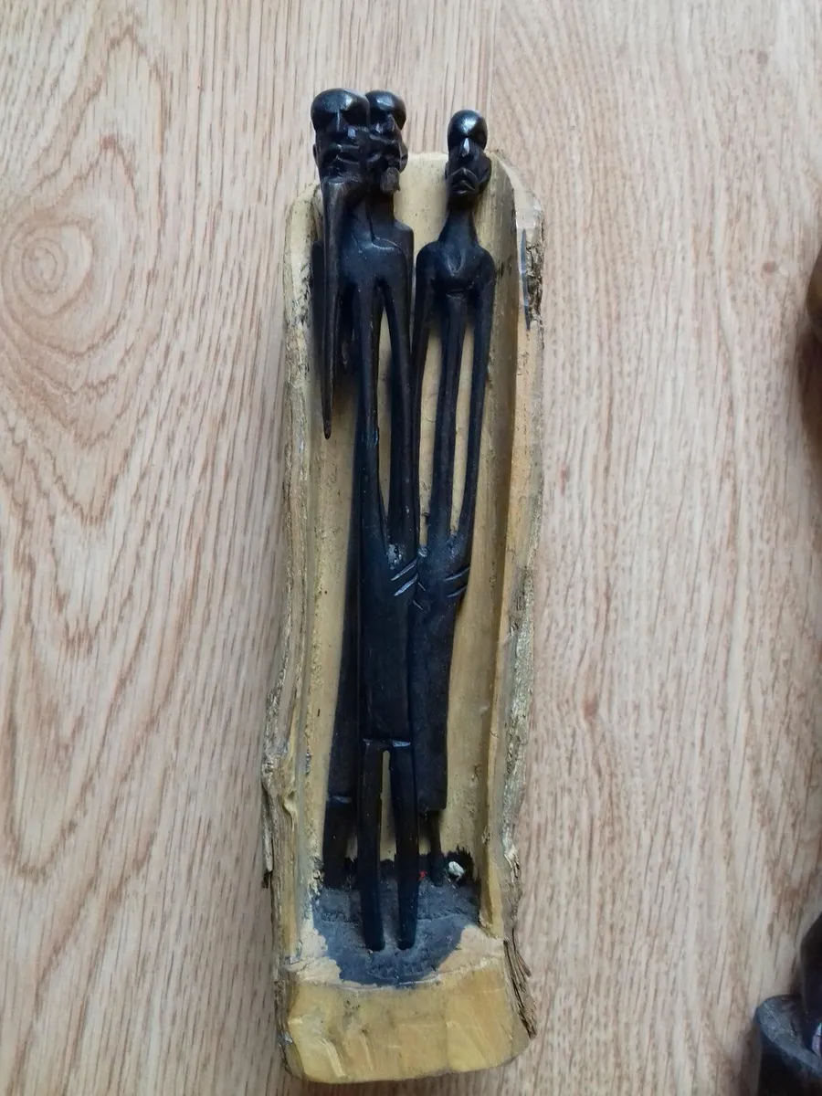 african figures - Image 4