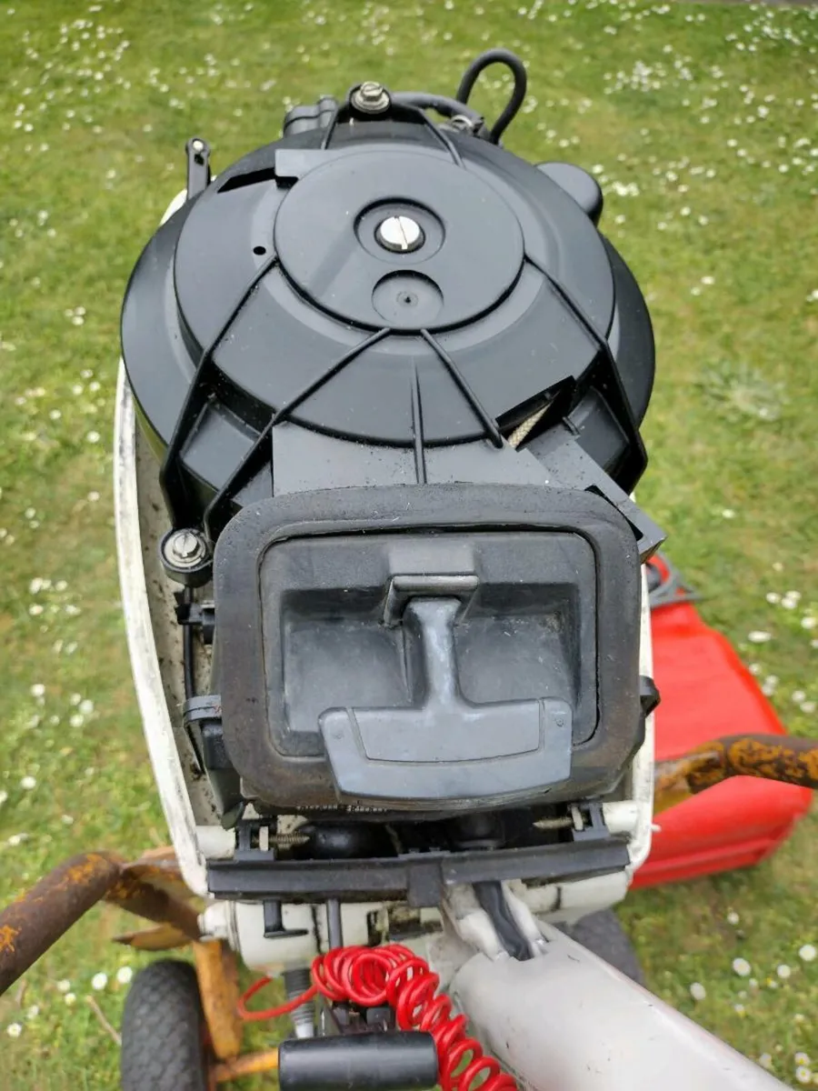 9.9hp Johnson Engine - Image 4