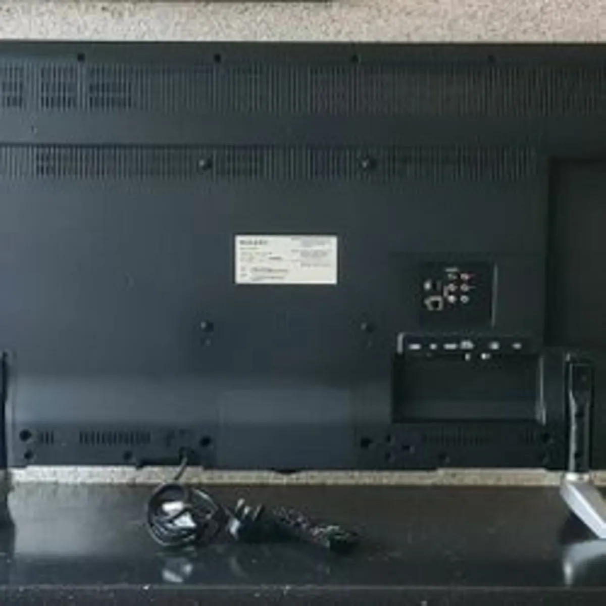Walker WP-4K4000SM 40" 4K Smart LED TV - Image 2