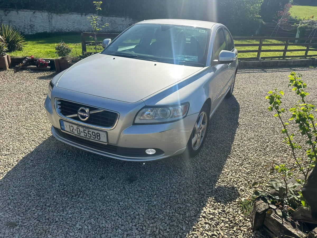 Volvo S40 1.6 D . 320000 KLM's - Image 4