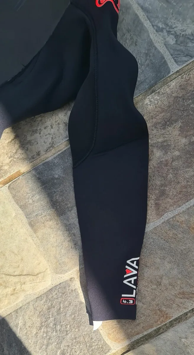 Women's Lava Chest Zip Wetsuit Size M New - Image 2