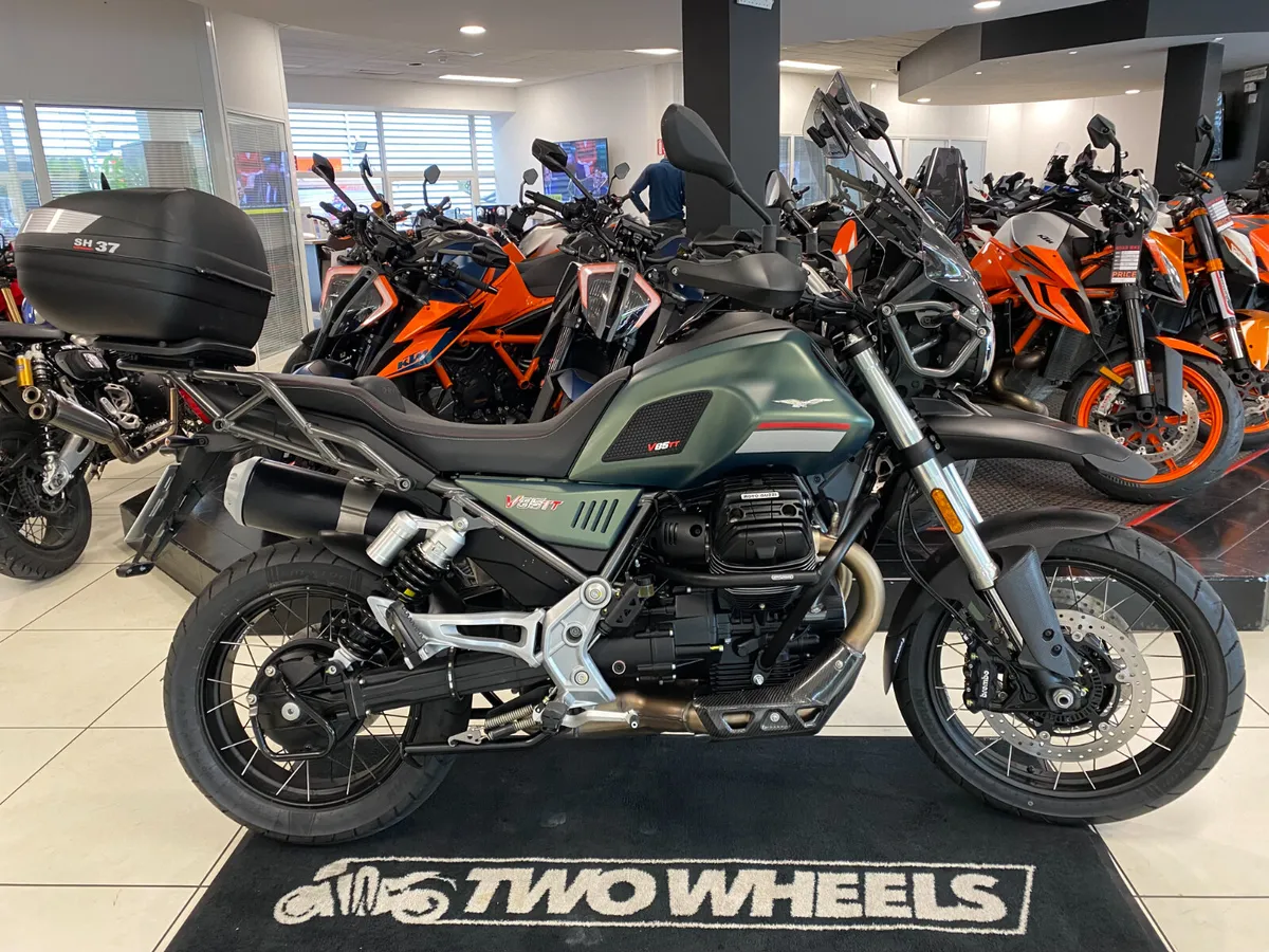 MOTO-GUZZI V85TT - Image 1