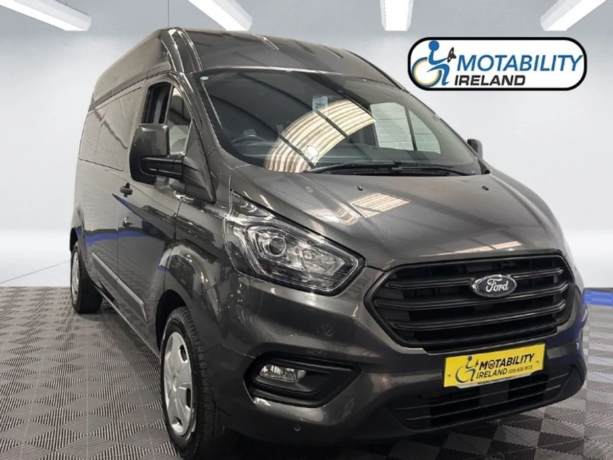 Ford Transit Custom Wheelchair Accessible - Image 1