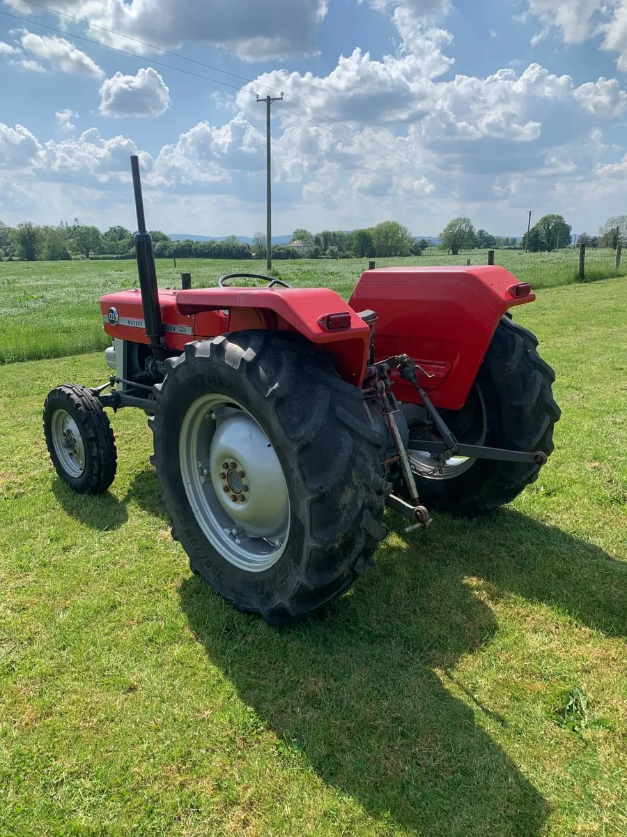 Massey Ferguson 135 - Image 3