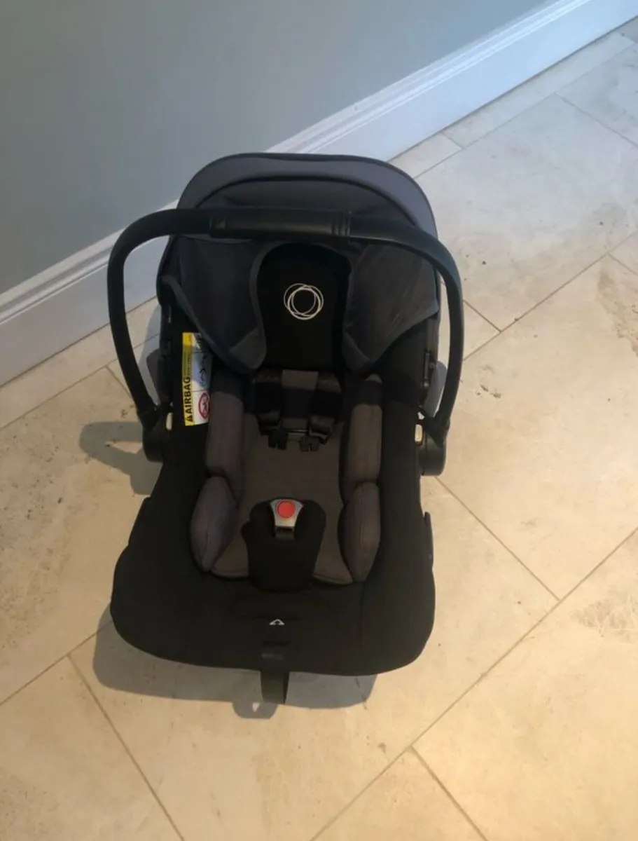 Bugaboo turtle air Carseat - Image 1