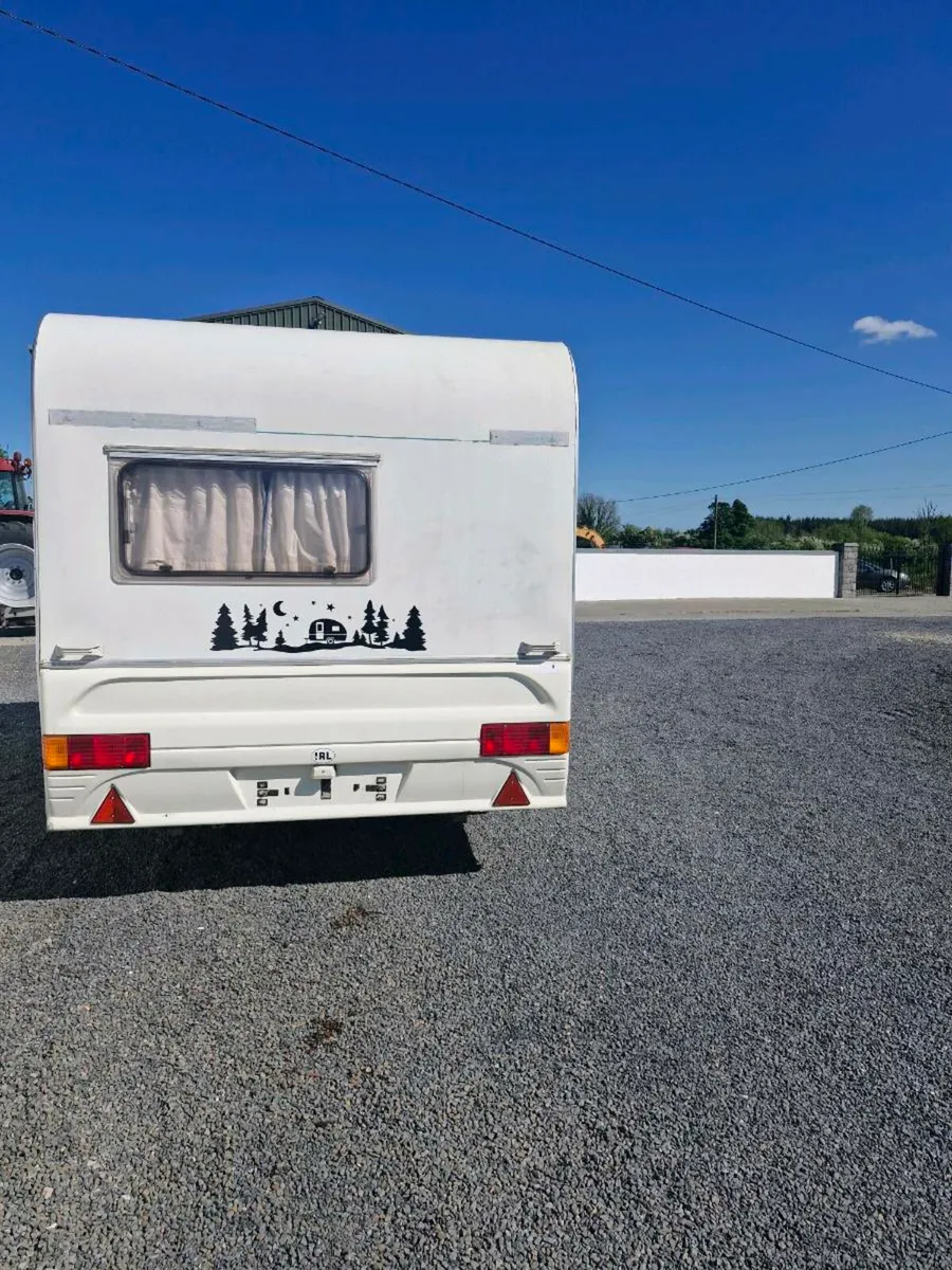 Caravan - Image 3