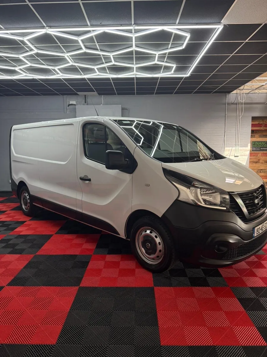 Nissan NV300 2019 NO VAT - Image 2